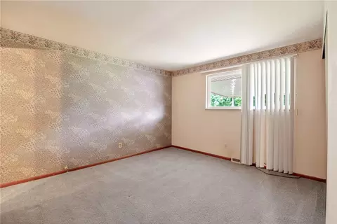 Bedroom - 2813 Mohican Ave, Kettering, OH 45429 photo 6 of 13