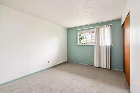 Bedroom - 2813 Mohican Ave, Kettering, OH 45429 photo 9 of 13