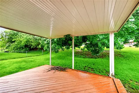 Exterior - 2813 Mohican Ave, Kettering, OH 45429 photo 5 of 8