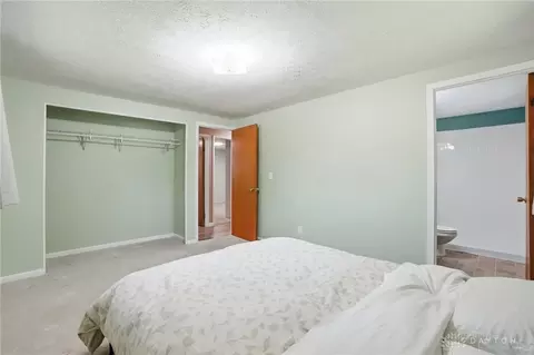 Bedroom - 4813 Bonnie Rd, Kettering, OH 45440 photo 2 of 4