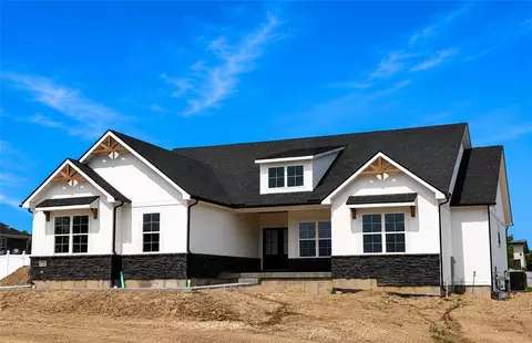 7721 Callamere Farms Dr, Dayton, OH 45424