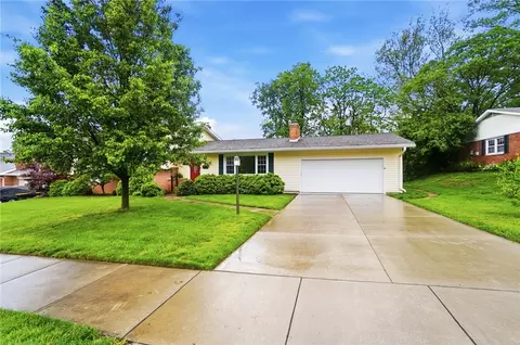 302 Jackson Ln, Middletown, OH 45044