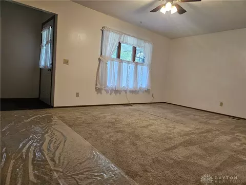 1141 W Brixton Dr, Springfield, OH 45503 photo 6