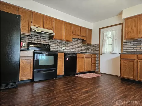 1141 W Brixton Dr, Springfield, OH 45503 photo 4