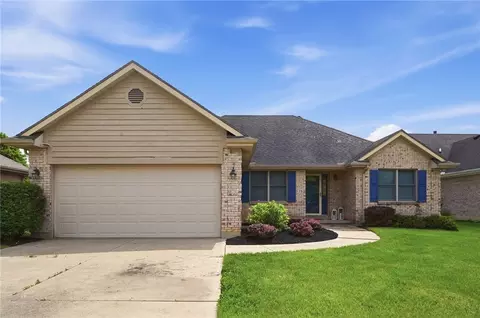 75 Myers Farm Ct, Springboro, OH 45066