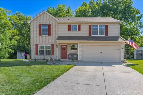 2380 Girard Ln, Troy, OH 45373