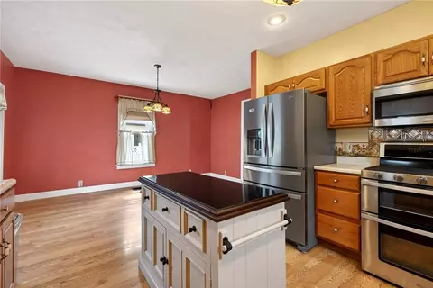 Kitchen - 6 Maple St, Franklin, OH 45005 photo 8 of 8