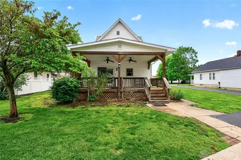 Exterior - 6 Maple St, Franklin, OH 45005 photo 15 of 18