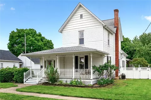 Exterior - 6 Maple St, Franklin, OH 45005 photo 3 of 18