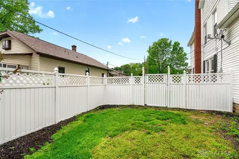 Exterior - 6 Maple St, Franklin, OH 45005 photo 14 of 18