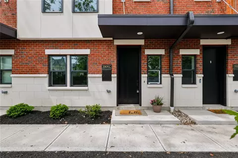 Exterior - 3906 Edwards Rd #C, Cincinnati, OH 45209 photo 5 of 5