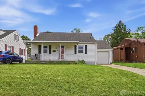 1320 N Plum St, Springfield, OH 45504 photo 5