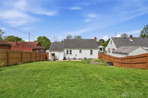 1320 N Plum St, Springfield, OH 45504 photo 31