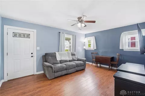1320 N Plum St, Springfield, OH 45504 photo 6