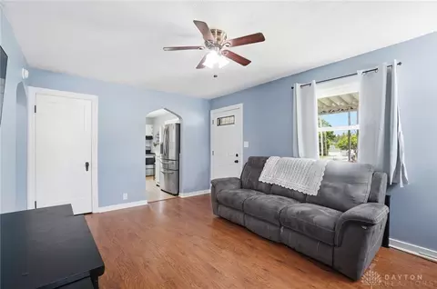 1320 N Plum St, Springfield, OH 45504 photo 9