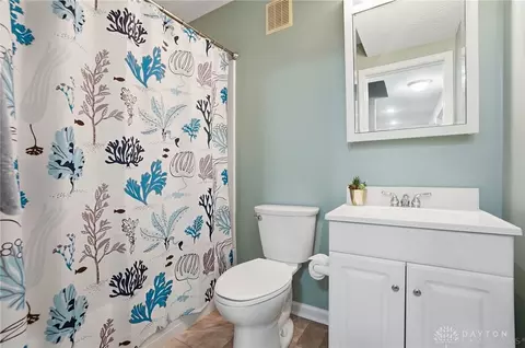 Bath - 5 Clevenger Ct, Springboro, OH 45066 photo 6 of 7