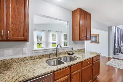 Kitchen - 5 Clevenger Ct, Springboro, OH 45066 photo 5 of 5