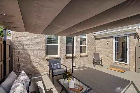 Exterior - 5 Clevenger Ct, Springboro, OH 45066 photo 9 of 14