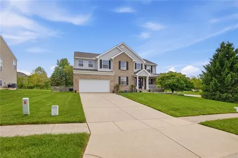 Exterior - 5 Clevenger Ct, Springboro, OH 45066 photo 3 of 14