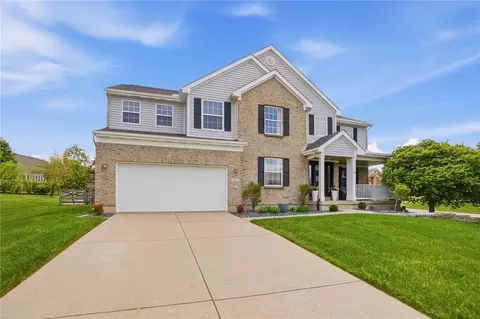 Exterior - 5 Clevenger Ct, Springboro, OH 45066 photo 2 of 14