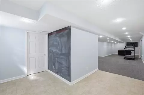 Entry Way - 5 Clevenger Ct, Springboro, OH 45066 photo 8 of 8