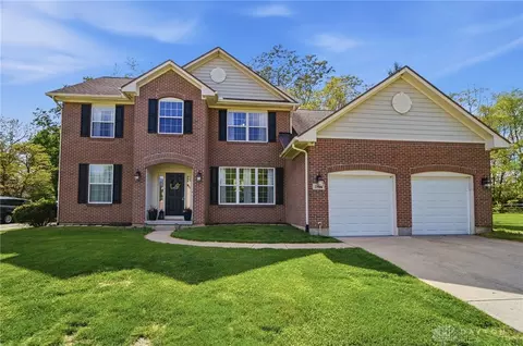 3142 Seton Hill Dr, Bellbrook, OH 45305