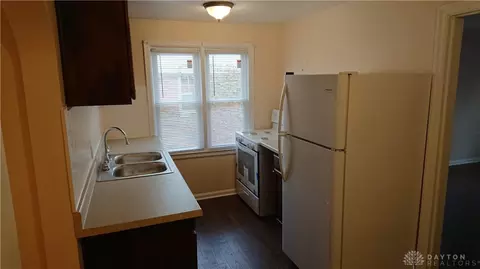 339 E Bruce Ave, Dayton, OH 45405 photo 2