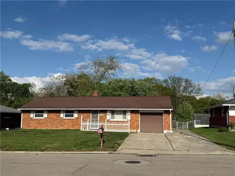 634 Cherry Blossom Dr, West Carrollton, OH 45449