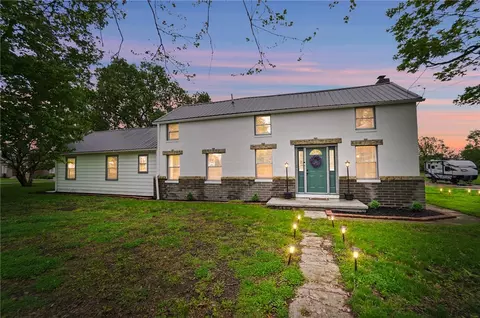 8080 Township Line Rd, Waynesville, OH 45068