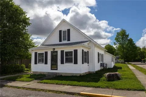 120 Vine St, Ludlow Falls, OH 45339