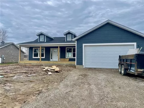 596 Skodborg Dr, Eaton, OH 45320