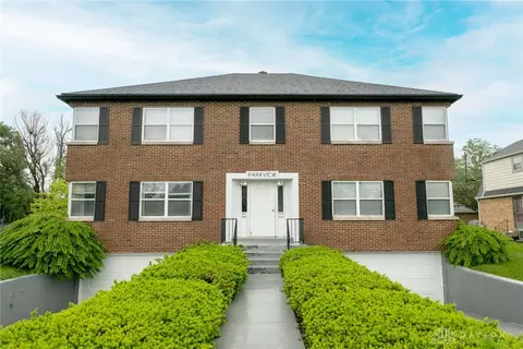 349 Orchard Dr, Oakwood, OH 45419