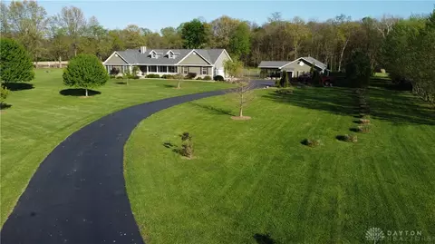Exterior - 387 Reeder Rd, Blanchester, OH 45107 photo 2 of 15
