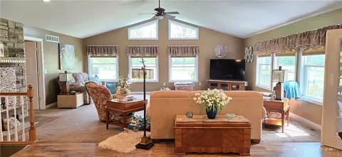 Living - 387 Reeder Rd, Blanchester, OH 45107 photo 2 of 4