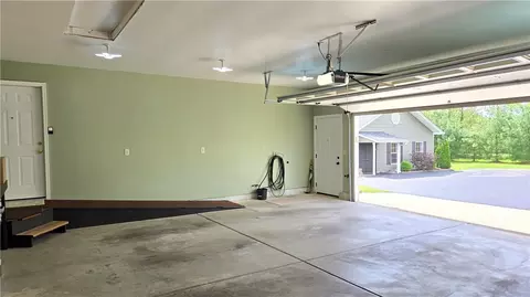 Exterior - 387 Reeder Rd, Blanchester, OH 45107 photo 9 of 15
