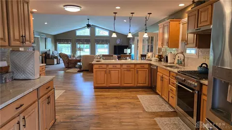 Kitchen - 387 Reeder Rd, Blanchester, OH 45107 photo 6 of 8