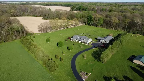 View/Area - 387 Reeder Rd, Blanchester, OH 45107 photo 2 of 3