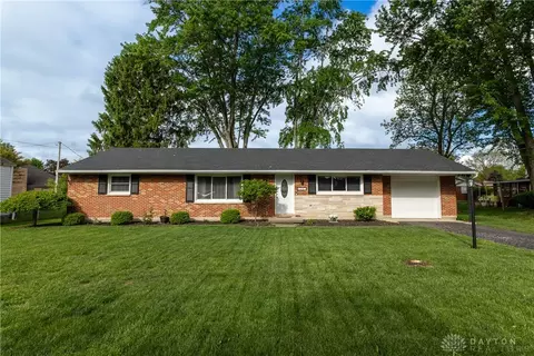 307 N Walnut St, Englewood, OH 45322
