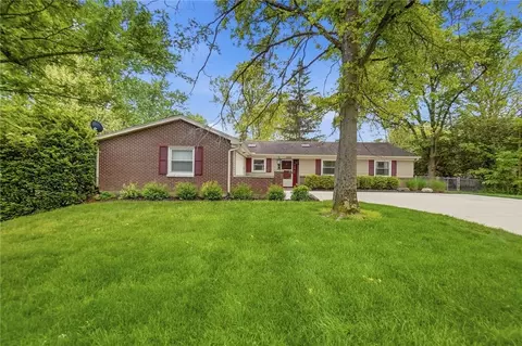 2193 Regent Park Dr, Bellbrook, OH 45305