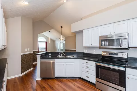 Kitchen - 184 Edinburgh, Centerville, OH 45458 photo 1 of 3