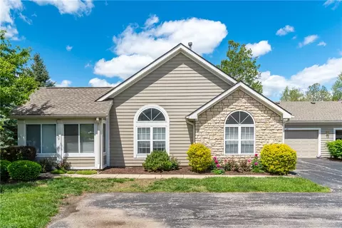 184 Edinburgh, Centerville, OH 45458