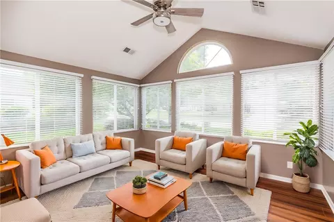 Living - 184 Edinburgh, Centerville, OH 45458 photo 4 of 5