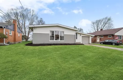 17 Desales Ave, Lebanon, OH 45036