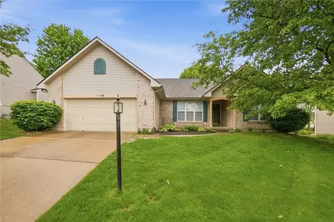 1150 Windsong Trl, Fairborn, OH 45324