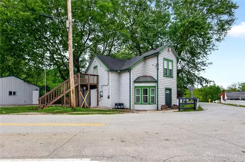 9911 N Cincinnati Columbus Rd, Waynesville, OH 45068