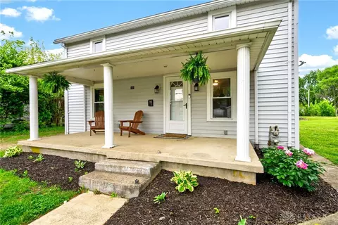 181 E Main St, Enon, OH 45323 photo 5