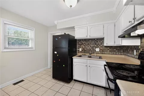 Kitchen - 301 Applegate Rd, Union, OH 45322 photo 3 of 4