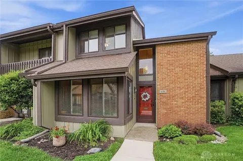 6130 Martingale Ln, Centerville, OH 45459