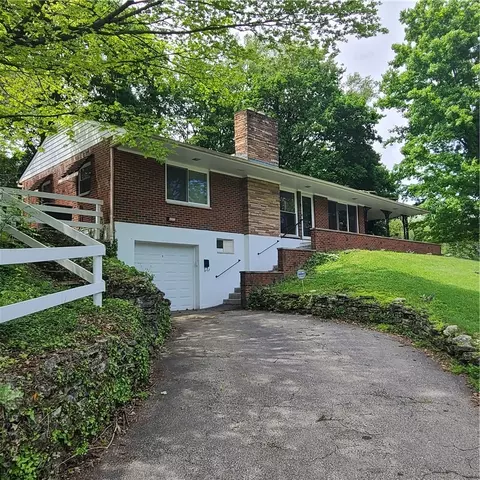 15 Odlin Ave, Dayton, OH 45405