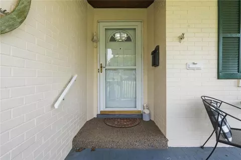 Entry Way - 117 S Washington Blvd, Hamilton, OH 45013 photo 1 of 4